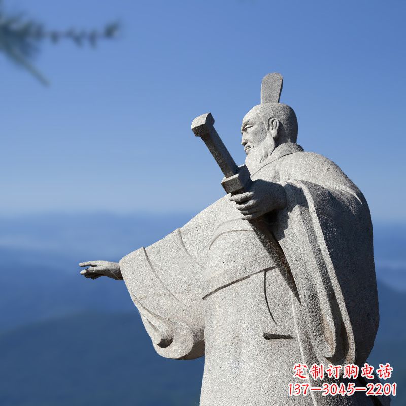 湖北秦始皇石雕像展现绝代霸气