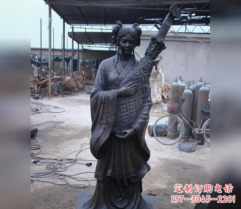湖北“爱与梦想——女性雕塑”
