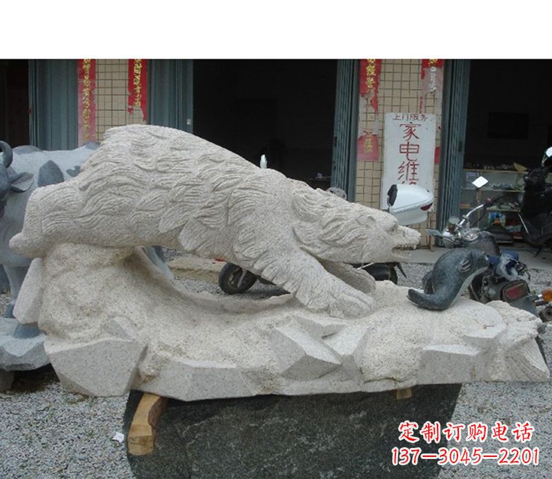 湖北北极熊石雕公园动物雕塑