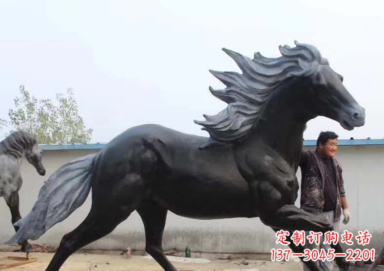 湖北“马赛克”——极致精准的马雕塑