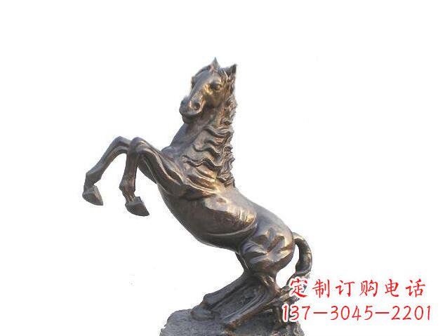 湖北精美的奔腾马铜镀铜动物雕塑