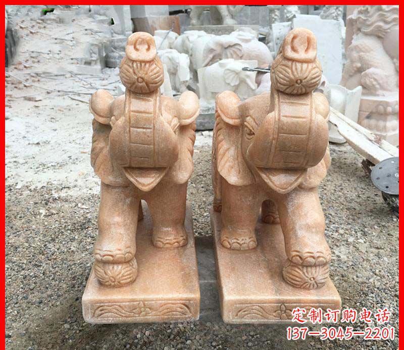 湖北鼻卷绣球的小象石雕