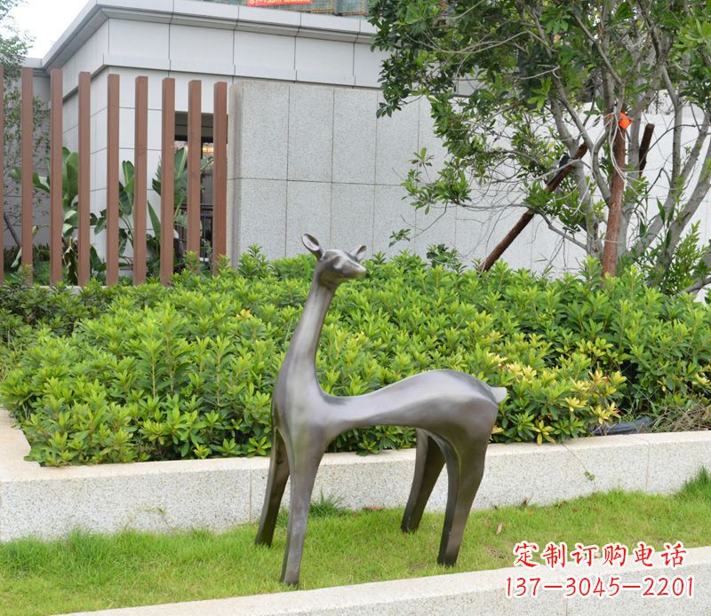 湖北精致鹿形铜雕