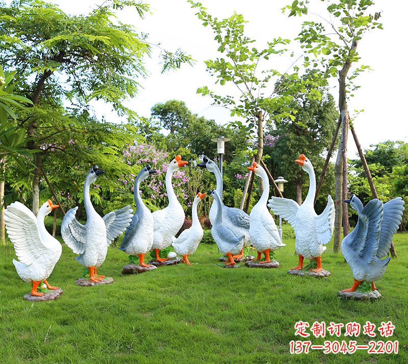 湖北玻璃钢雕刻的精美鹅