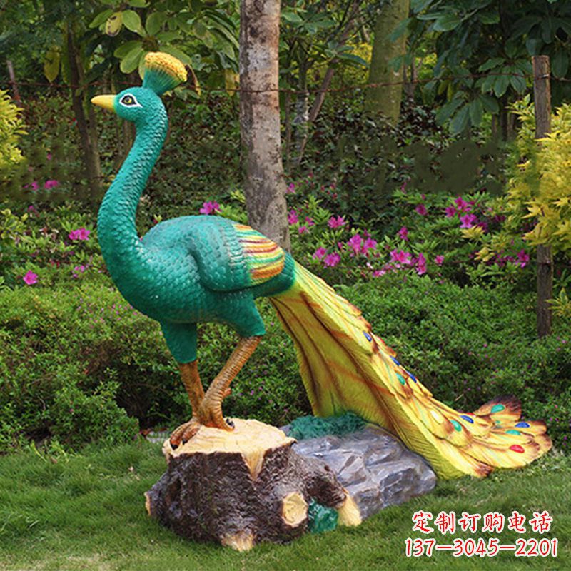 湖北玻璃钢制作的孔雀雕塑