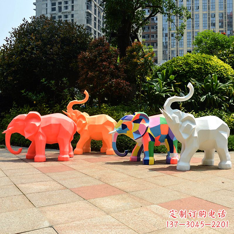 湖北金色大象雕塑活跃的商场游乐场