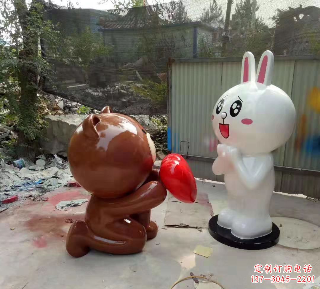湖北玻璃钢卡通熊猫雕塑公园卡通动物雕塑