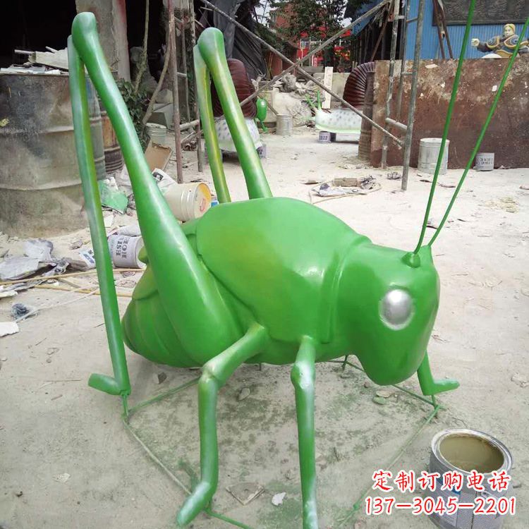 湖北玻璃钢蝗虫雕塑精美的艺术造型