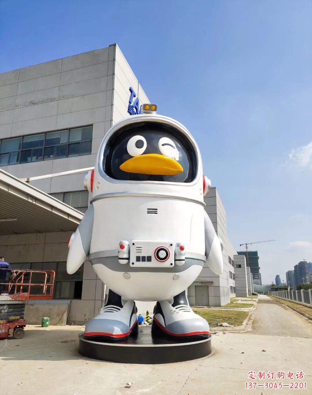 湖北玻璃钢企鹅雕塑——海洋的象征