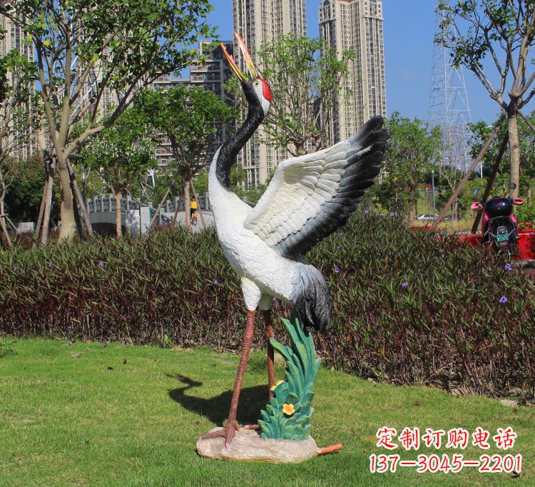 湖北仙鹤雕塑玻璃钢的艺术之美