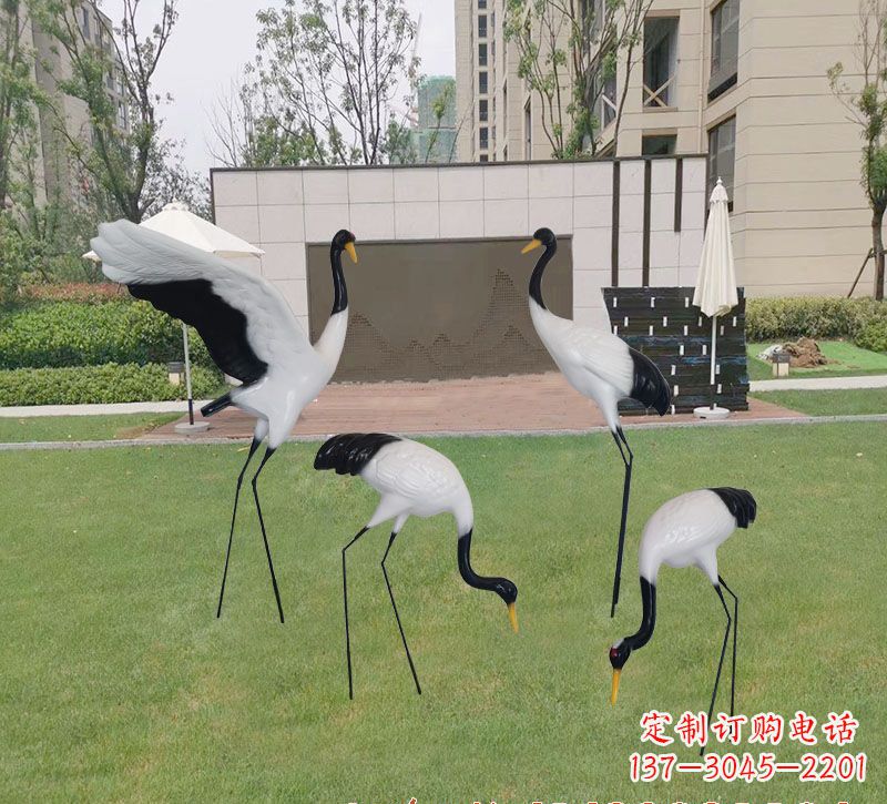 湖北精美玻璃钢仙鹤雕塑