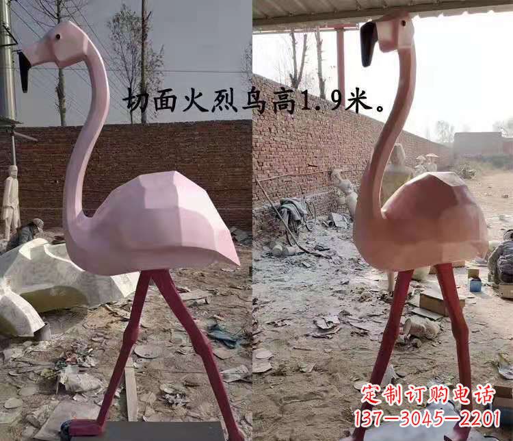 湖北玻璃钢仙鹤雕塑——灵动的艺术美学