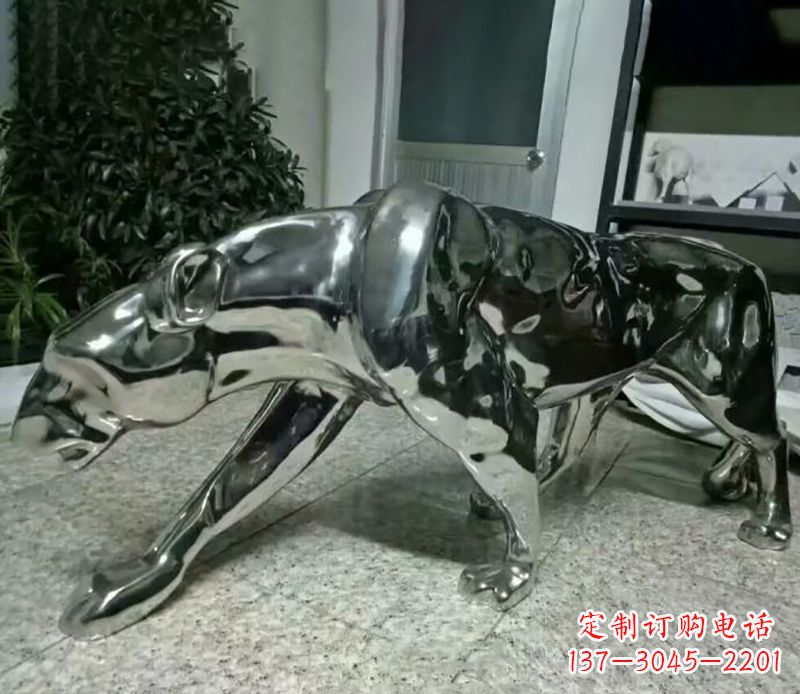 湖北精美绝伦的不锈钢豹子雕塑