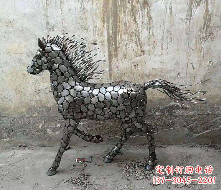 湖北不锈钢奔马雕塑艺术与自由的象征