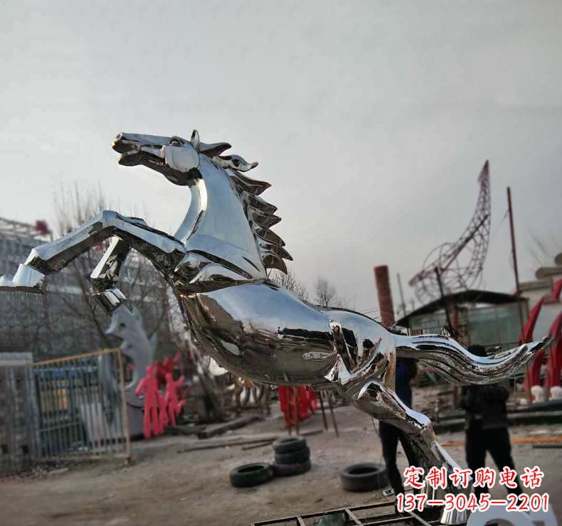 湖北不锈钢奔跑马雕塑驰骋在人间的艺术精灵