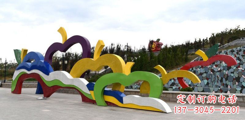 湖北不锈钢彩色苹果雕塑