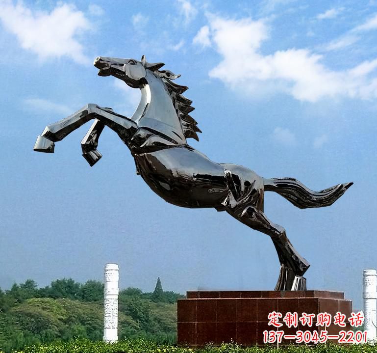 湖北不锈钢城市艺术奔马雕塑精美的艺术之作