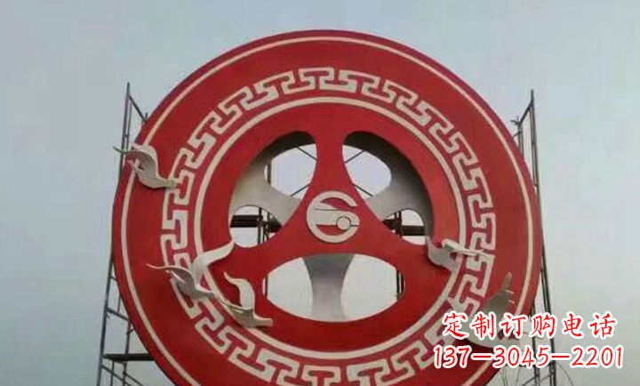 湖北不锈钢齿轮雕塑象征着时代进步