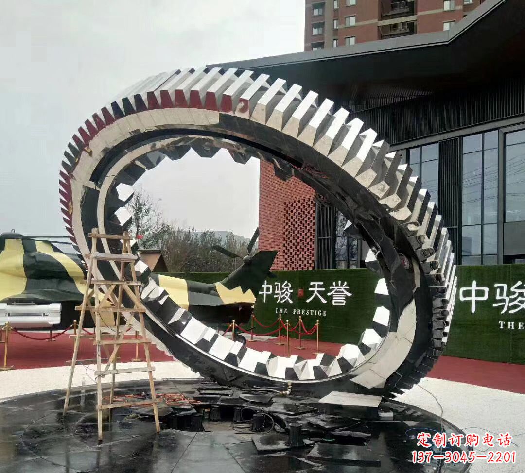 湖北不锈钢齿轮雕塑以科技艺术的形式演绎动力