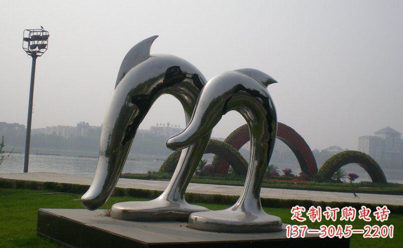 湖北精美不锈钢海豚雕塑