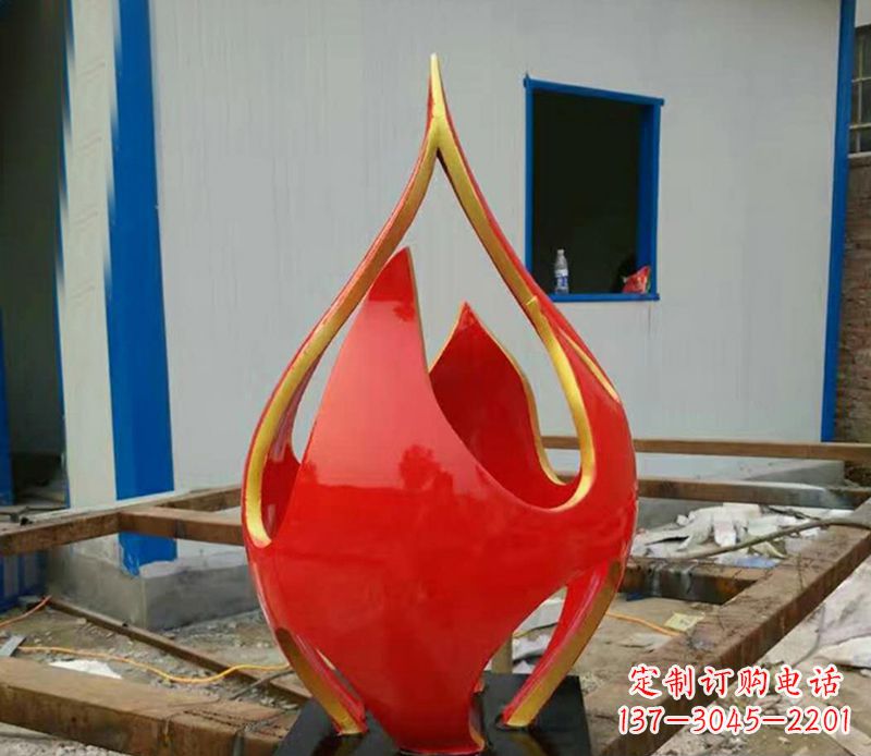 湖北不锈钢龙雕塑点缀火龙果广场