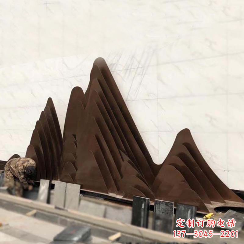 湖北精美不锈钢假山雕塑