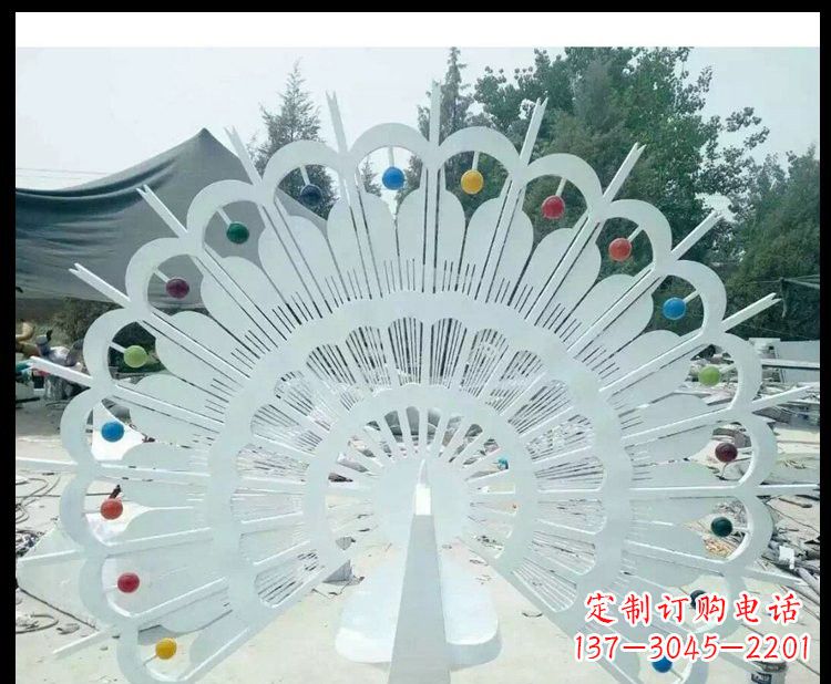 湖北精美不锈钢孔雀雕塑