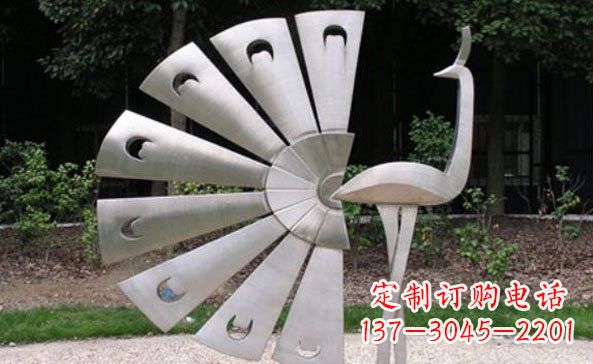 湖北不锈钢孔雀雕塑美丽而持久
