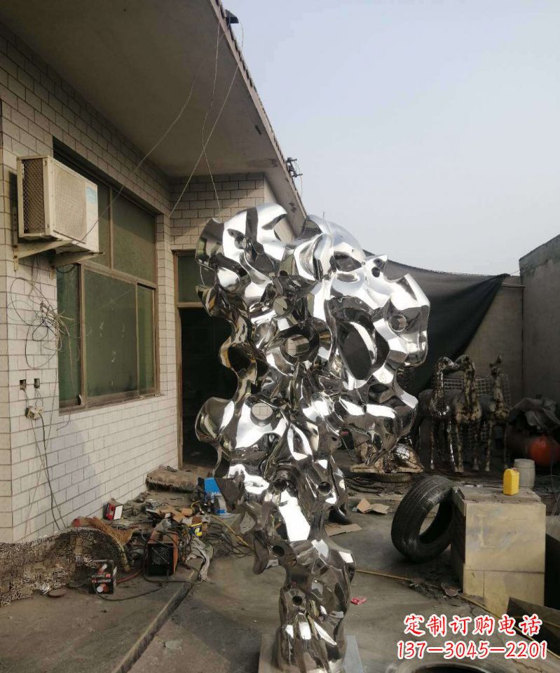 湖北太湖石雕塑不锈钢的艺术精品