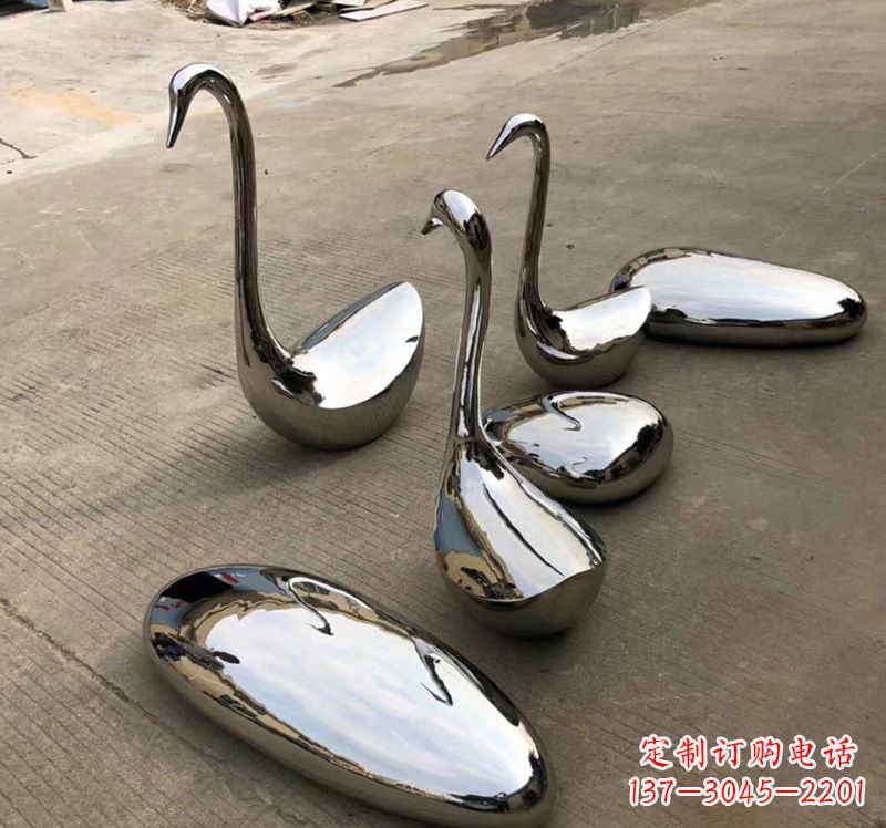 湖北不锈钢仙鹤雕塑精致而古典