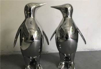湖北企鹅雕塑以不锈钢赋予生命