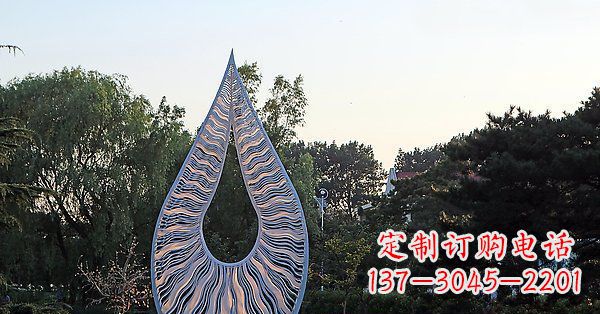 湖北水滴雕塑给公园带来流动的美
