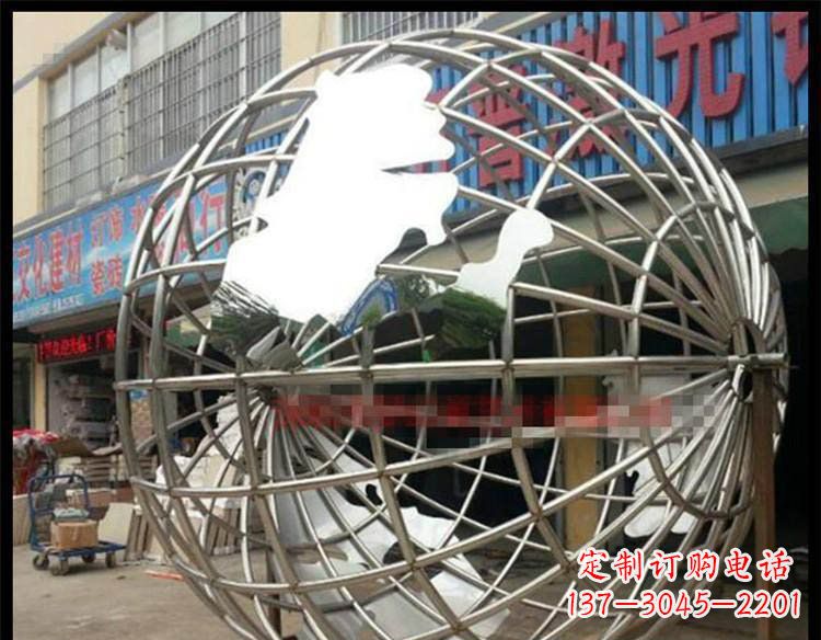 湖北纪念地球的不锈钢雕塑