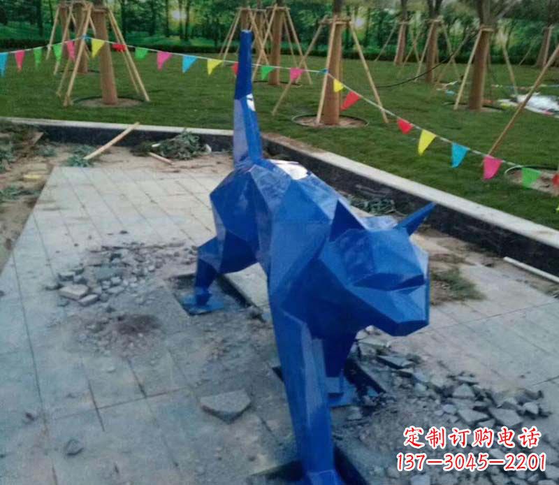 湖北不锈钢动物雕塑艺术性与现实性的完美结合