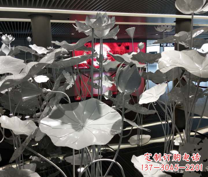 湖北不锈钢锻造荷花雕塑艺术之美