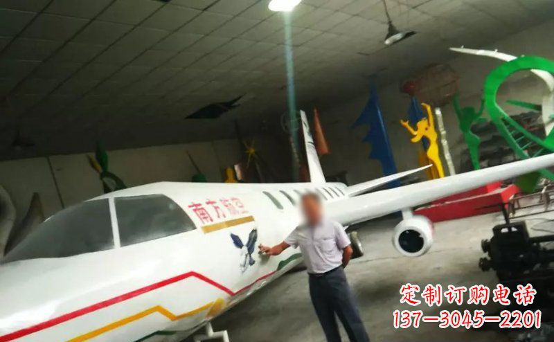 湖北不锈钢飞机雕塑精美的艺术作品