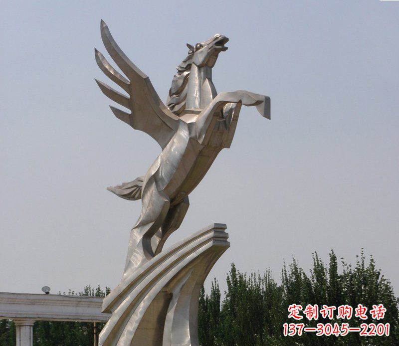 湖北不锈钢飞马精美雕塑点缀公园