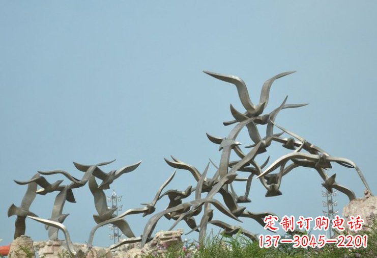 湖北不锈钢大雁雕塑一只翱翔天际的艺术品