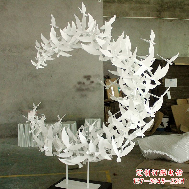 湖北不锈钢鸽子翱翔的象征