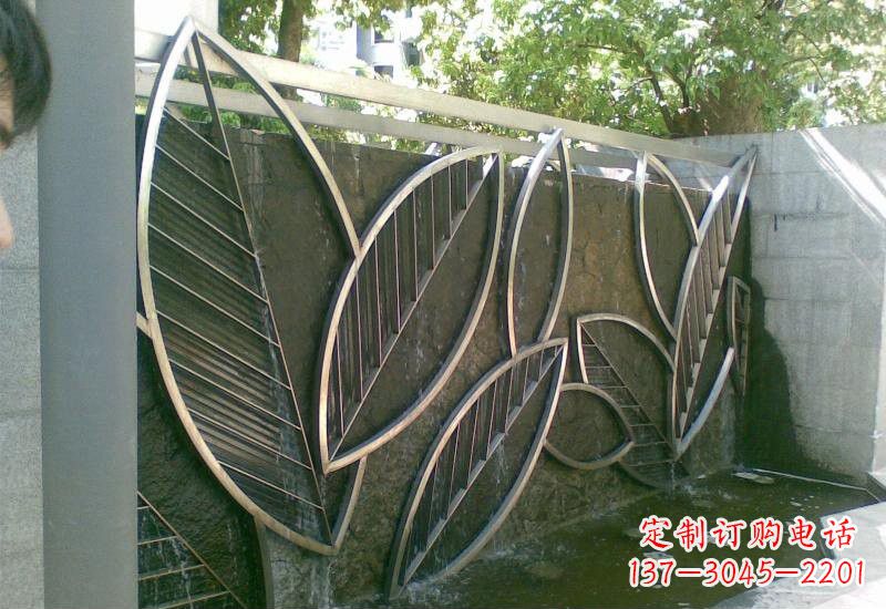 湖北不锈钢树叶雕塑——艺术与科技的完美结合