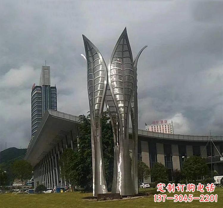 湖北不锈钢公园大型树叶雕塑精美绝伦