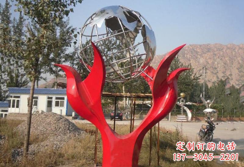 湖北地球雕塑一座象征和平的不锈钢公园