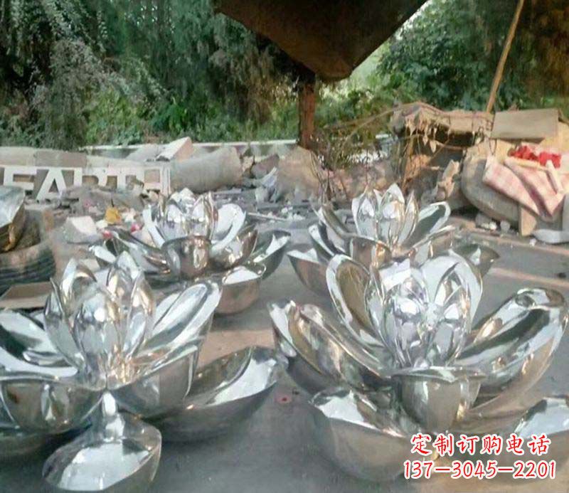 湖北不锈钢荷花雕塑给公园带来灿烂美景