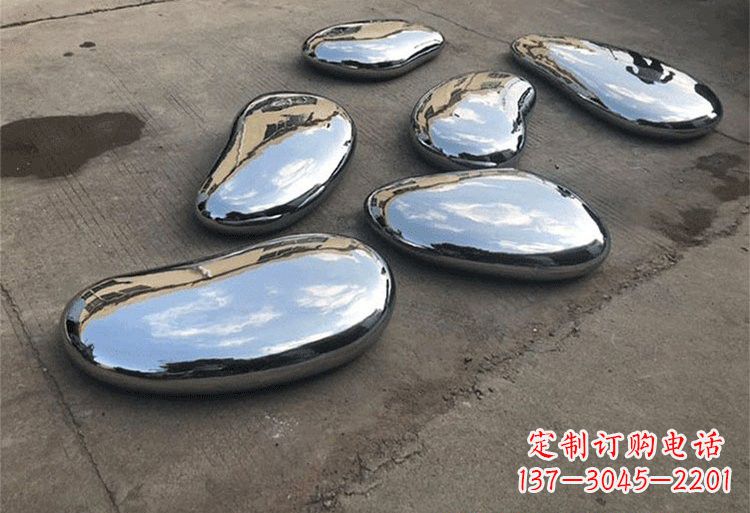 湖北不锈钢公园镜面水滴雕塑