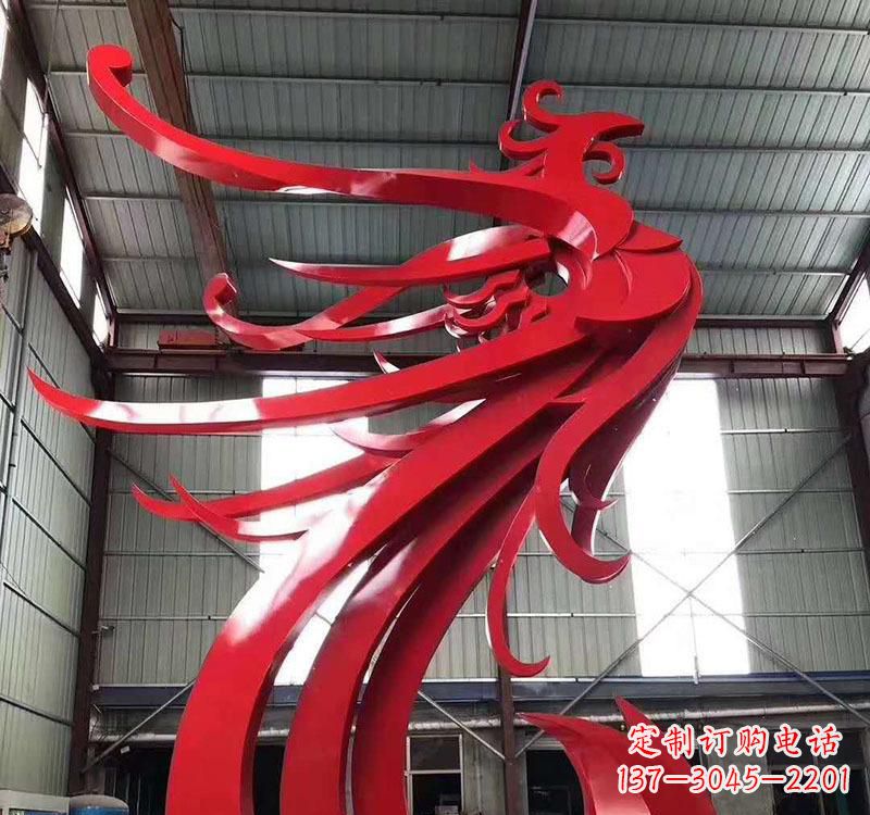湖北不锈钢凤凰雕塑高雅而精致