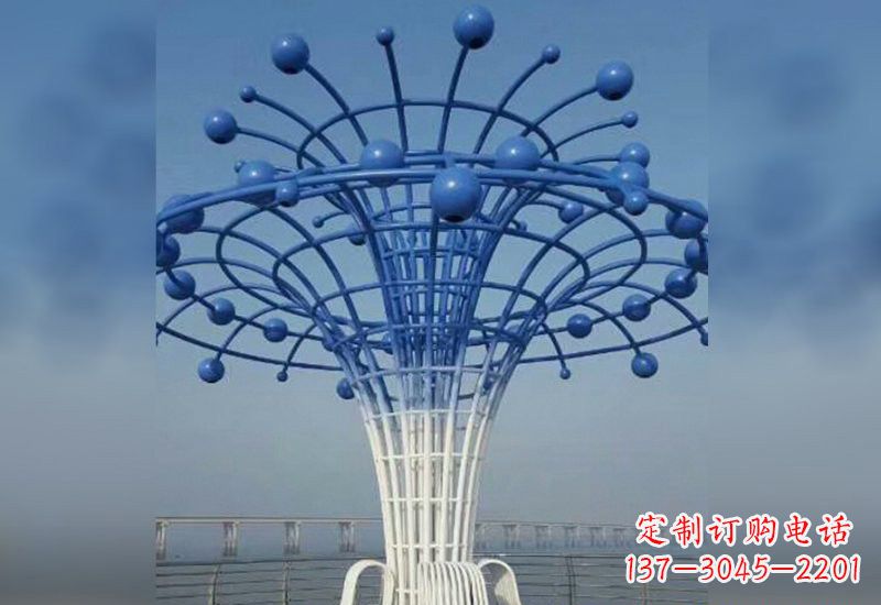 湖北不锈钢广场上的喷泉雕塑