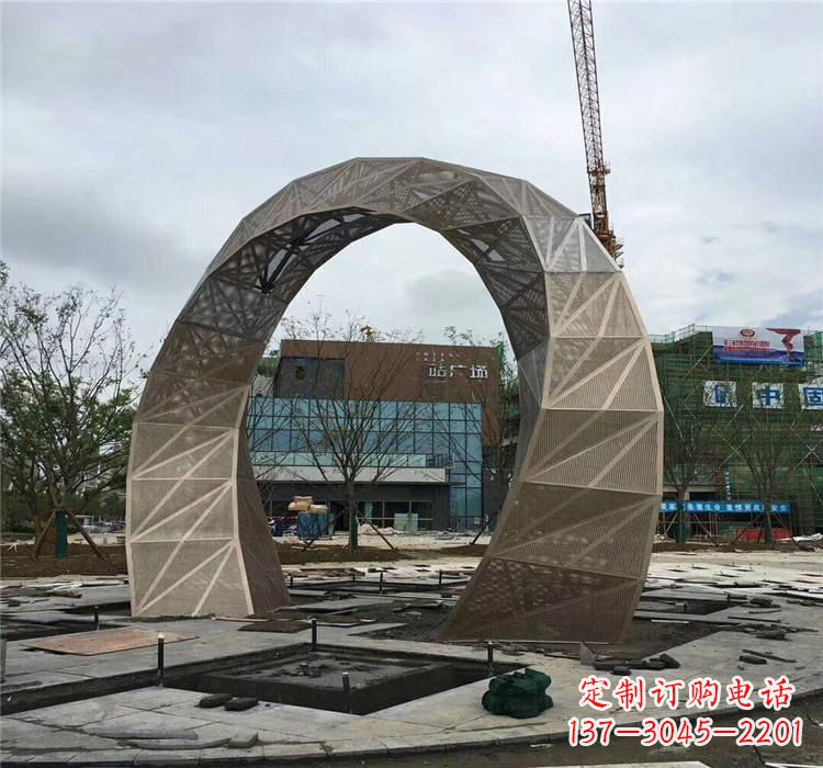 湖北不锈钢拱门雕塑精美外观,古典气息