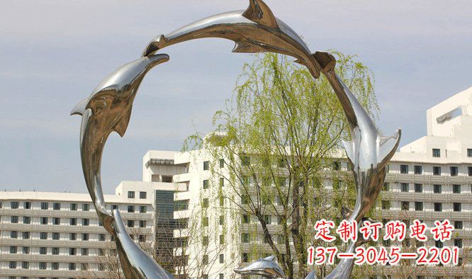 湖北海豚雕塑精美景观的象征
