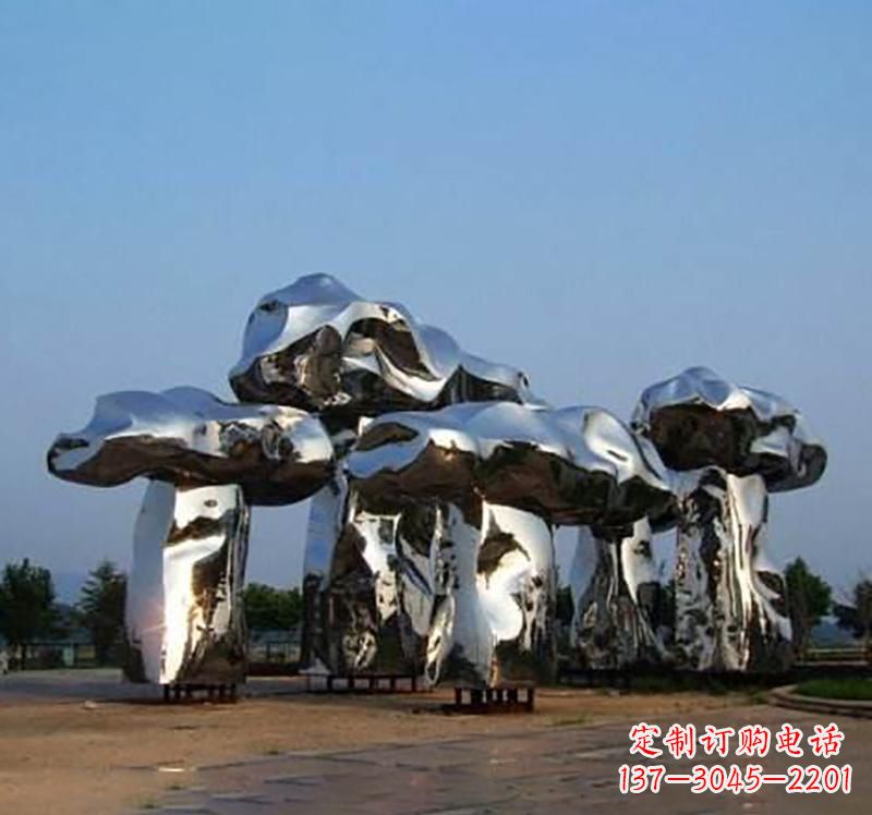 湖北不锈钢镜面蘑菇雕塑精致灵动的美学