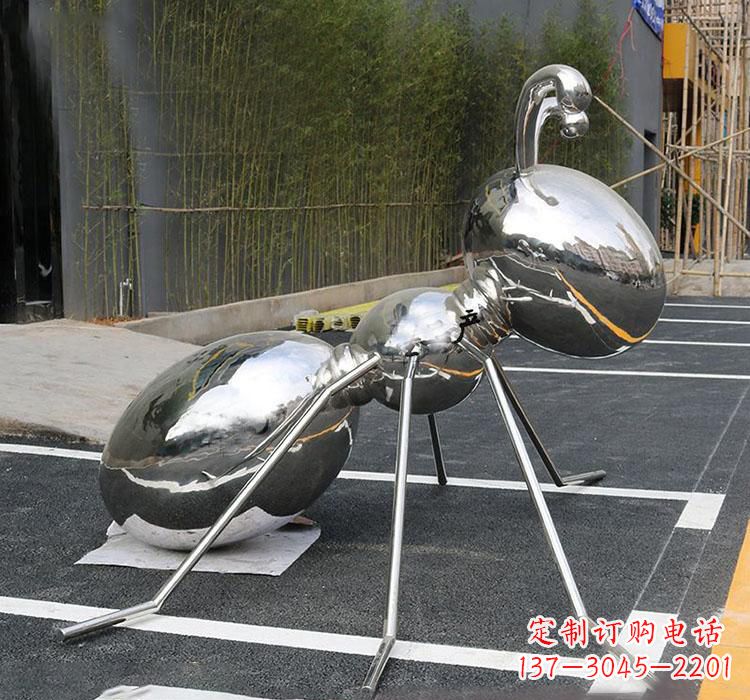 湖北不锈钢蚂蚁雕塑——象征力量与智慧